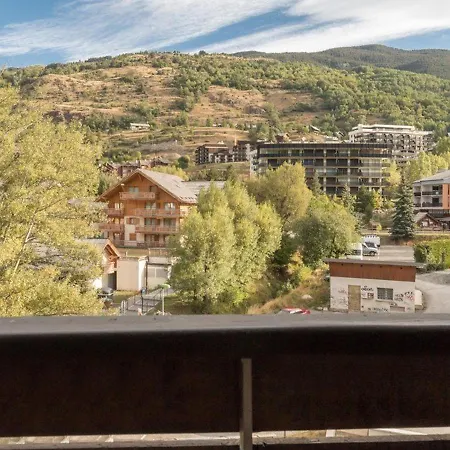 Apartment 4 Pers, Pied De Pistes A Chantemerle, Wi-fi, Proche Commerces - Fr-1-330e-49 *